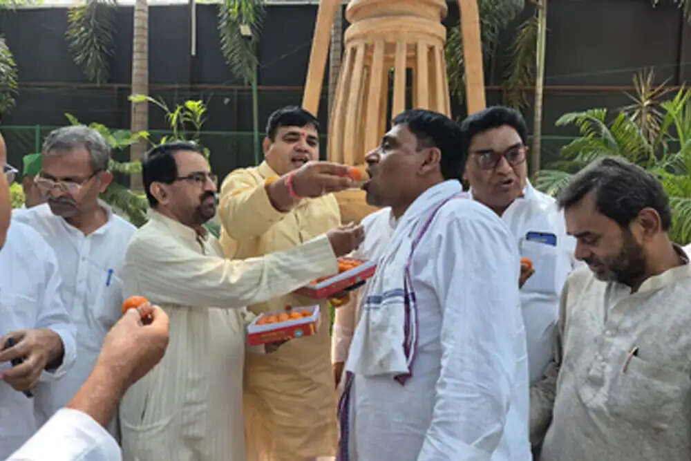 राजद की उपचुनाव में जीत, बिहार में एनडीए को झटका