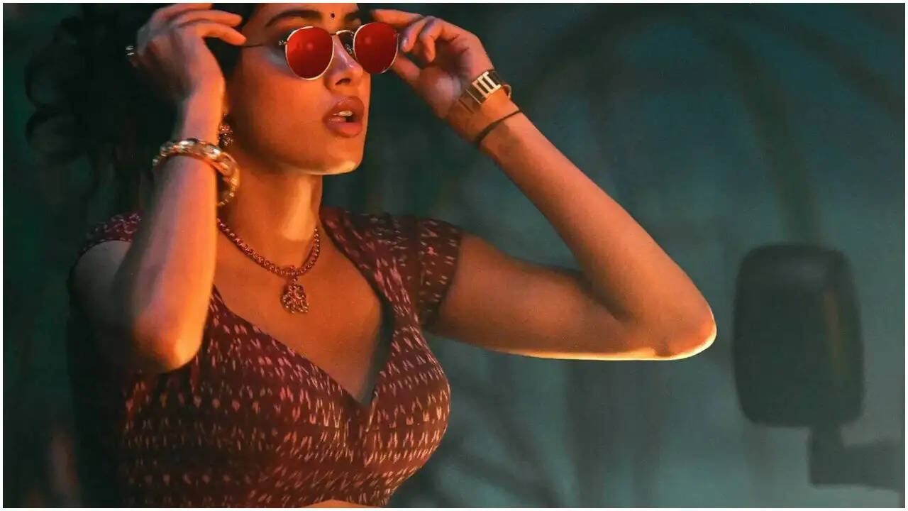 जान्हवी कपूर का नया लुक 'पेड्डी' में दर्शकों को कर रहा है आकर्षित