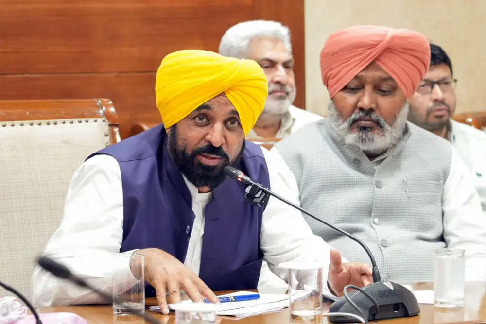 पंजाब में आम आदमी पार्टी की छवि को नुकसान पहुंचाने का नया अभियान