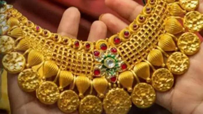 सोने और चांदी के भाव में गिरावट, खरीददारी के लिए सही समय