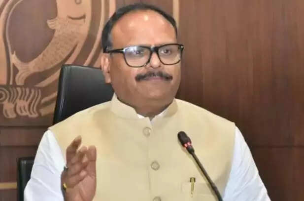 स्वास्थ्य विभाग में भ्रष्टाचार के खिलाफ बड़ी कार्रवाई, तीन डॉक्टर बर्खास्त