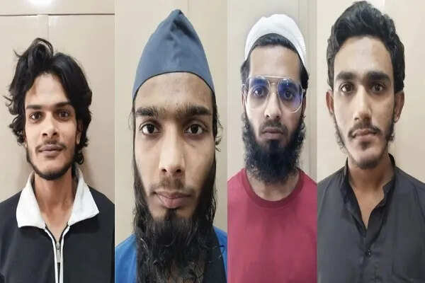 गुजरात एटीएस ने अलकायदा के चार आतंकियों को किया गिरफ्तार
