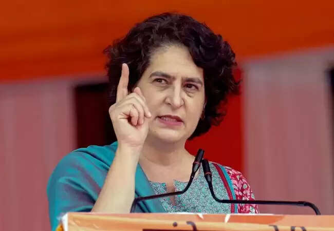 प्रियंका गांधी ने चैतन्य बघेल की गिरफ्तारी पर भाजपा पर साधा निशाना