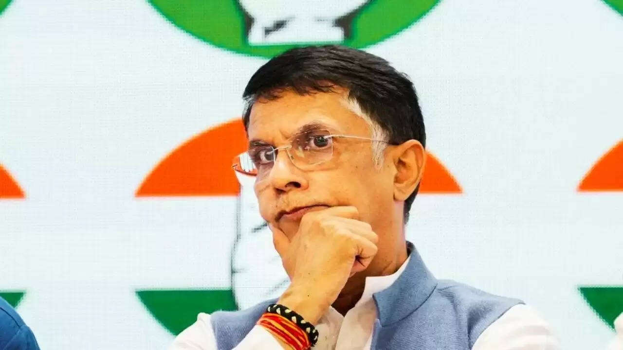 Supreme Court ने Pawan Khera को दी बड़ी झटका, Telangana HC का आदेश रोका