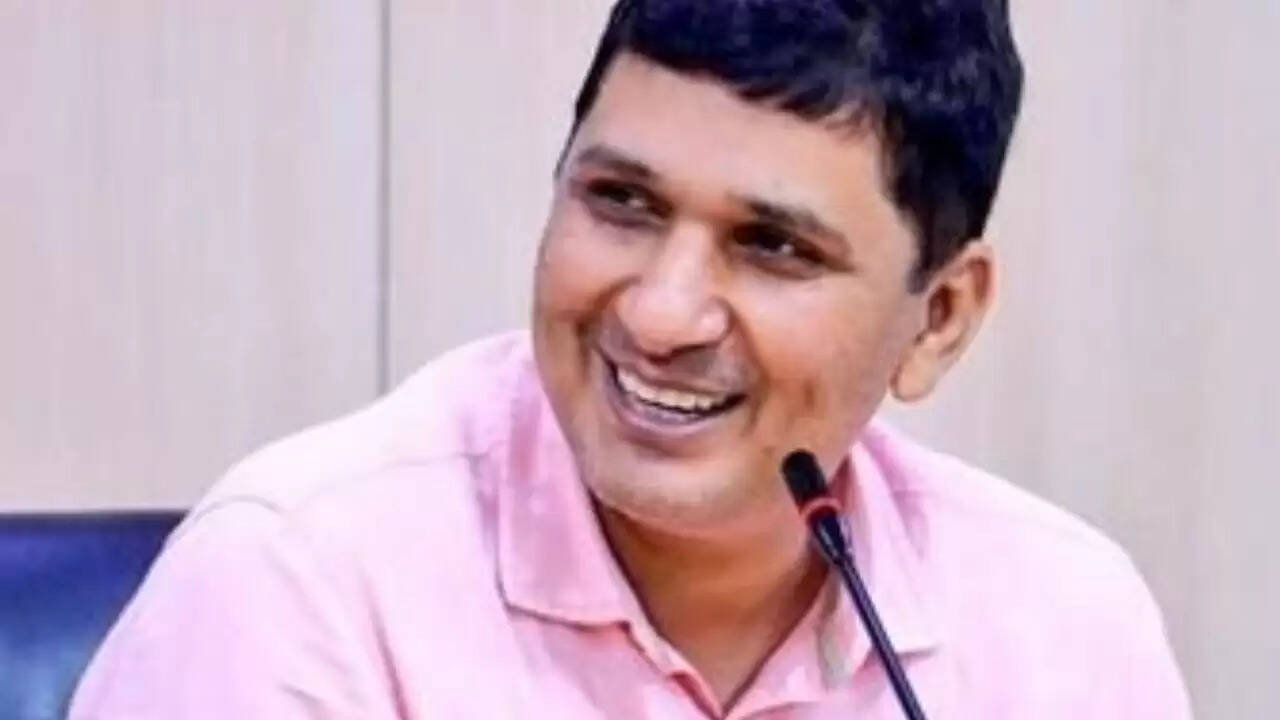 आम आदमी पार्टी का बड़ा आंदोलन: झुग्गीवासियों के लिए जंतर मंतर पर धरना