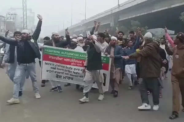 फगवाड़ा में मुस्लिम समुदाय का नीतीश कुमार के खिलाफ विरोध प्रदर्शन