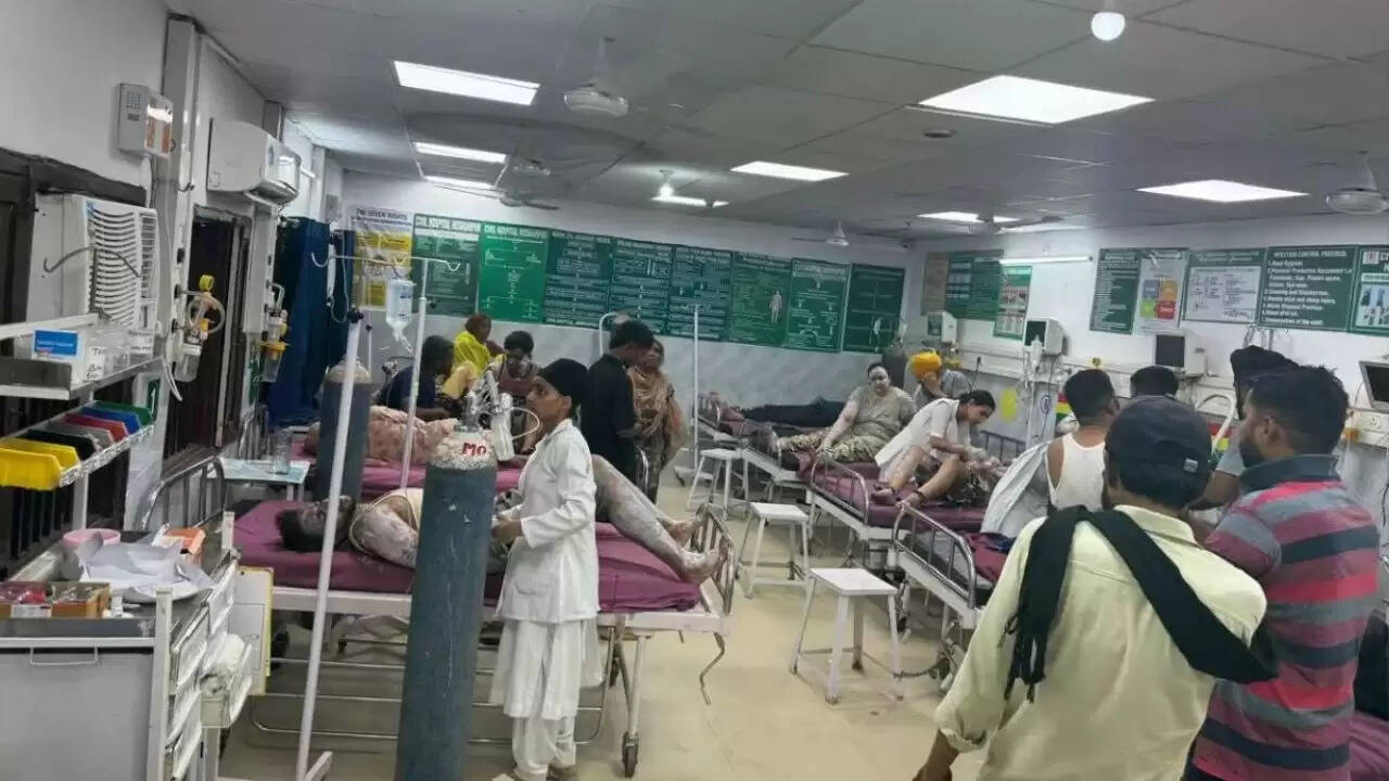 पंजाब में एलपीजी टैंकर विस्फोट से 100 से अधिक लोग झुलसे