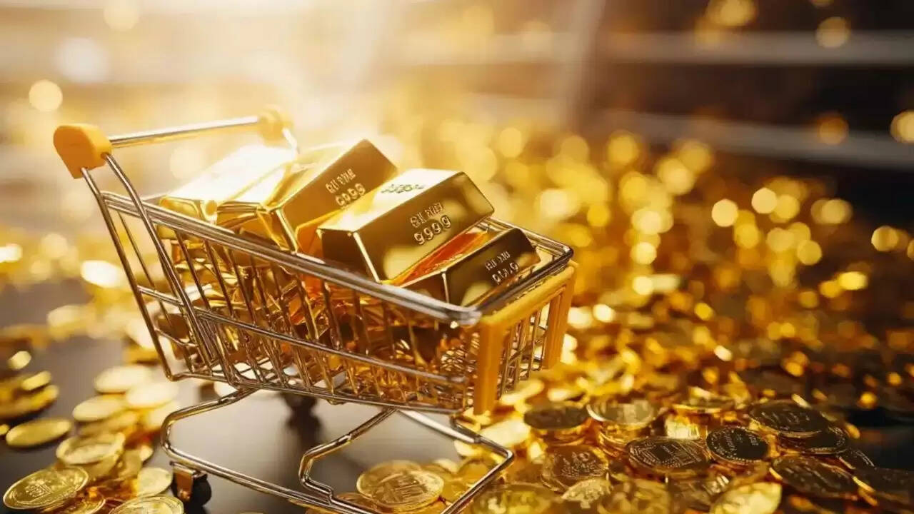 भारत में सोने और चांदी की कीमतों में हल्का बदलाव