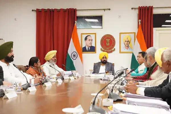 पंजाब के मुख्यमंत्री ने बेअदबी पर सख्त कानून लाने का किया ऐलान