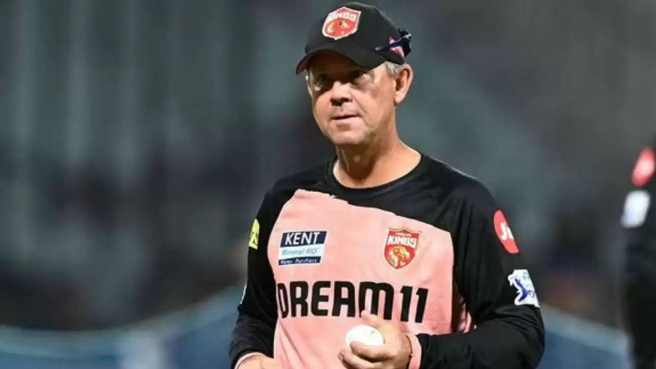 Ricky Ponting का सुझाव: इंग्लैंड में टेस्ट जीतने के लिए अर्शदीप को शामिल करें