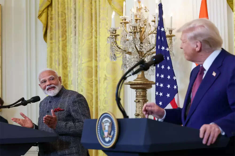 मोदी और ट्रंप के बीच टेलीफोन वार्ता, आतंकवाद पर चर्चा