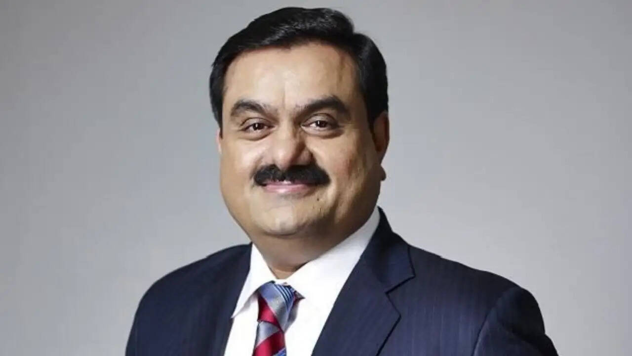 गौतम अडाणी की संपत्ति में अभूतपूर्व वृद्धि, बिल गेट्स को पीछे छोड़ा