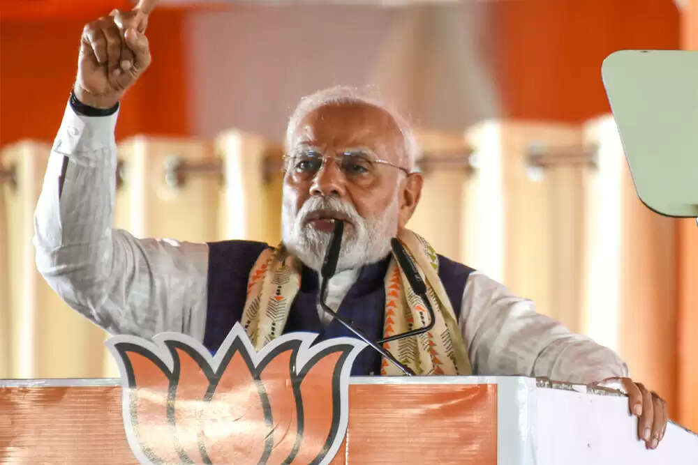 प्रधानमंत्री मोदी ने बिहार और पश्चिम बंगाल में विकास परियोजनाओं का उद्घाटन किया