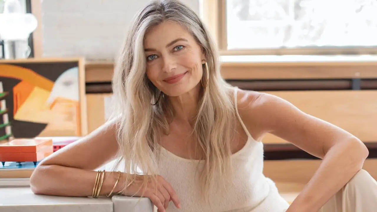 पॉलिना पोरिजकोवा का साहसिक वीडियो: उम्र और खूबसूरती की नई परिभाषा