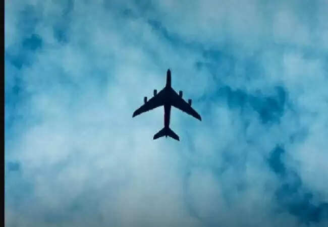 रूस में यात्री विमान का संपर्क टूटा, 50 लोग सवार