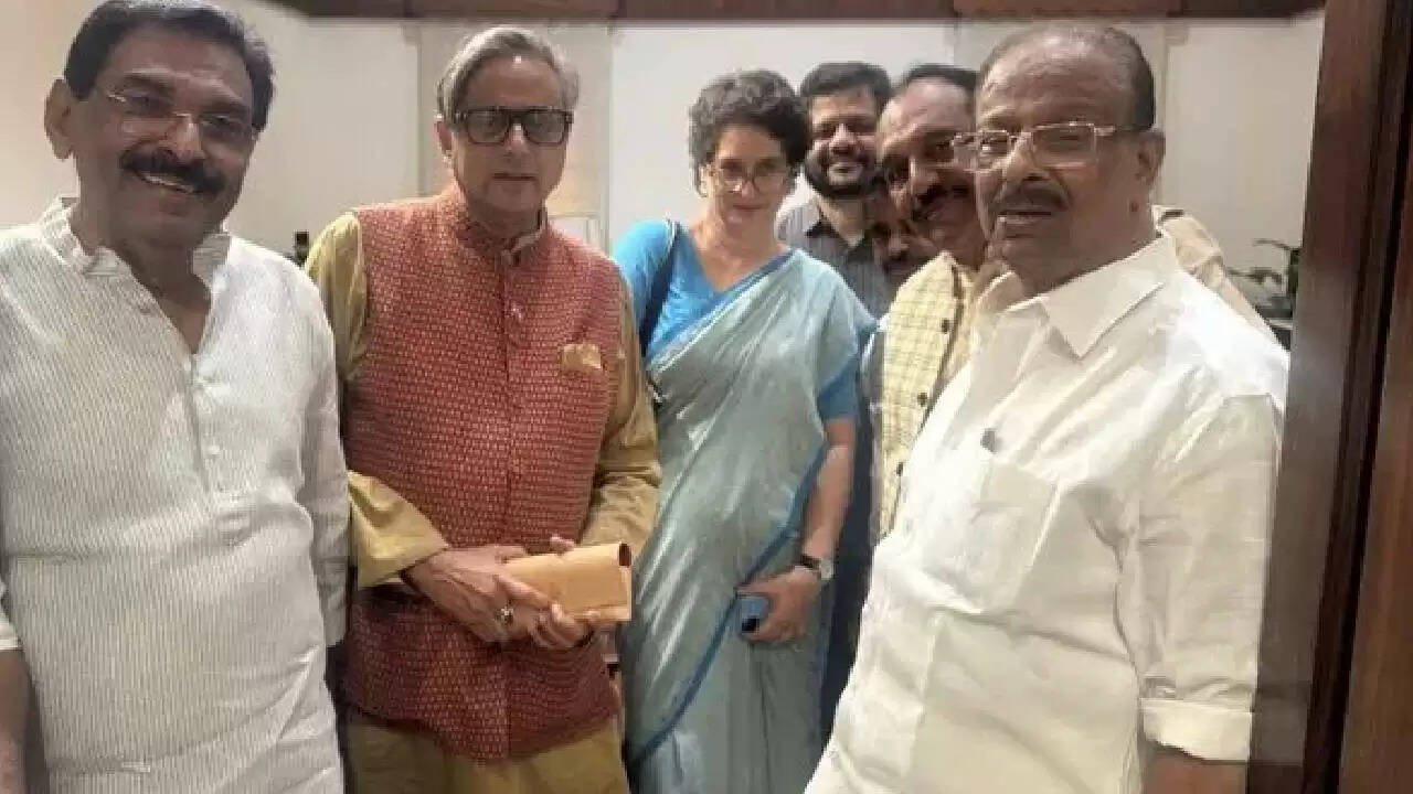 क्या प्रियंका गांधी कांग्रेस में टूटे रिश्तों को जोड़ने की कोशिश कर रही हैं?