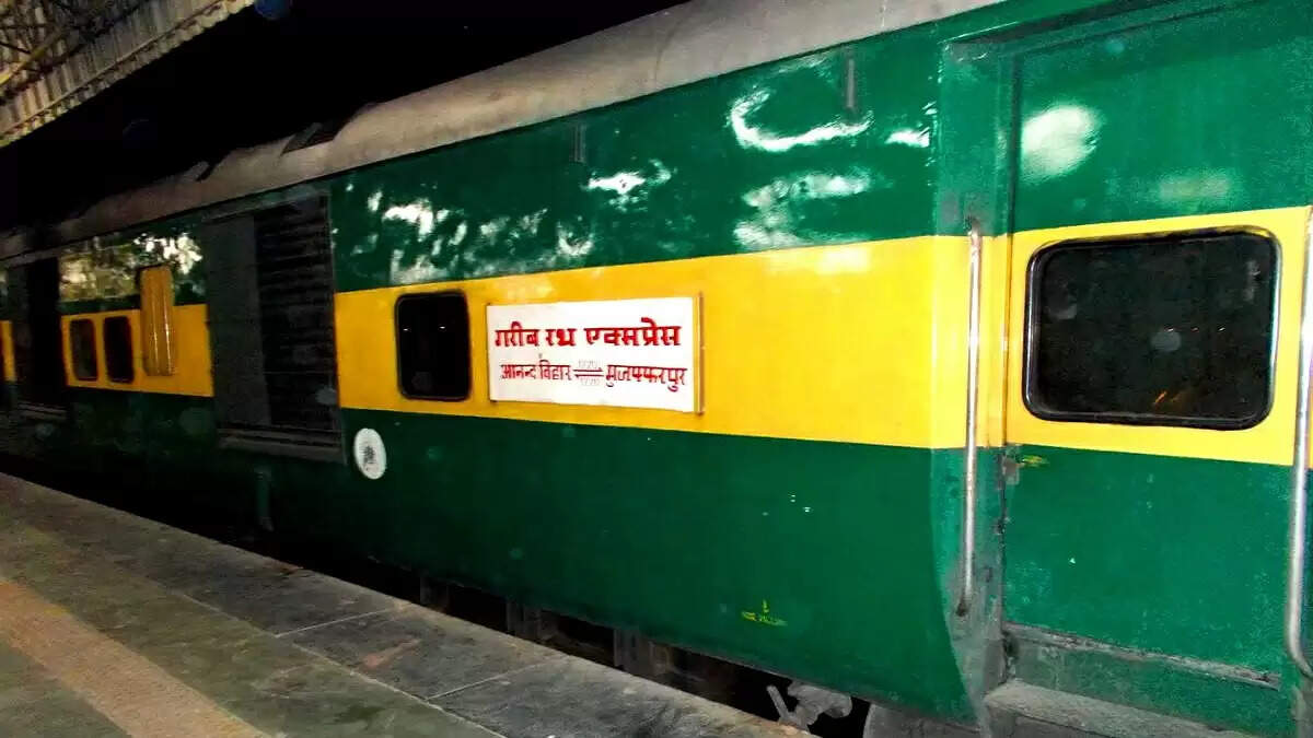 दिल्ली से बिहार जा रही ट्रेन में इंजीनियर की हार्ट अटैक से मौत