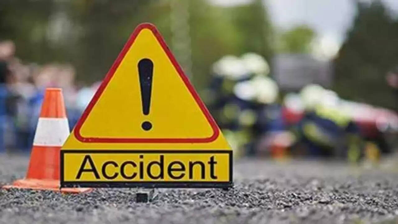 छत्तीसगढ़ में सड़क दुर्घटना में छह लोगों की जान गई