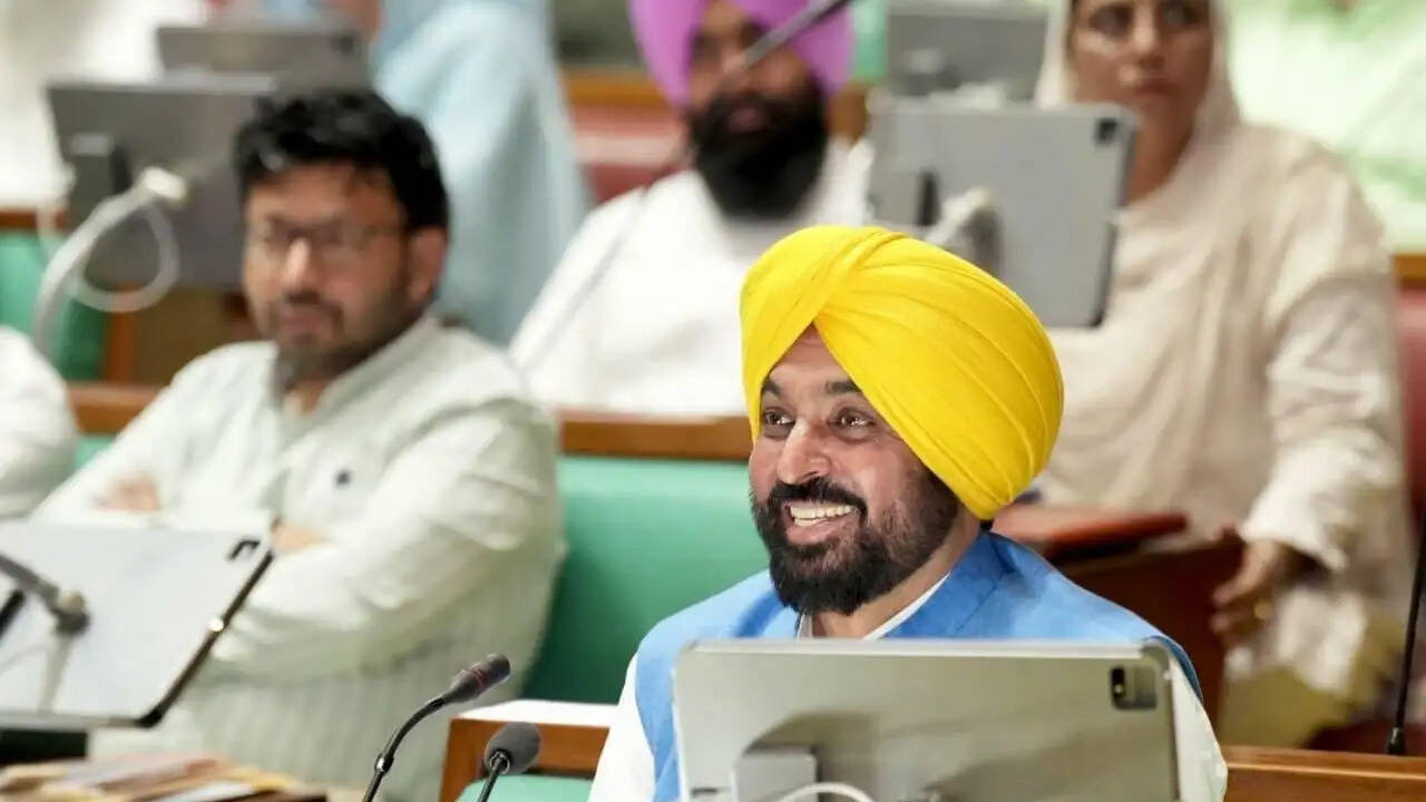 पंजाब विधानसभा में न्यूनतम मजदूरी में 15% की वृद्धि: श्रमिकों के योगदान को मान्यता