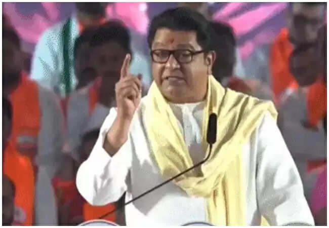 राज ठाकरे का विवादास्पद बयान: हिंदी थोपने पर दी लात मारने की धमकी