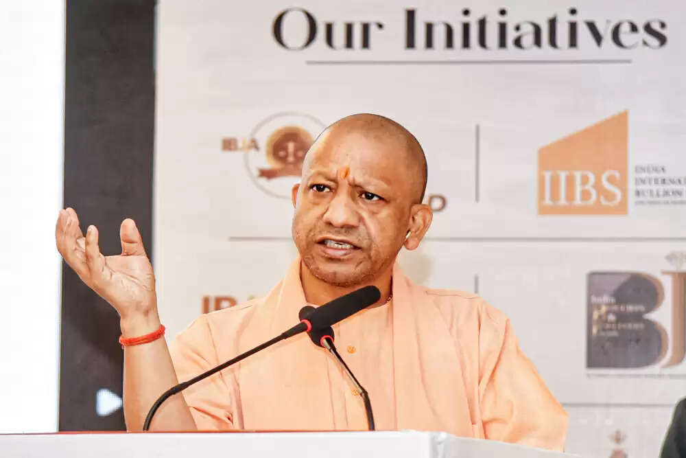 योगी सरकार की नई नीतियों से श्रमिकों और उद्योगों को मिलेगा लाभ