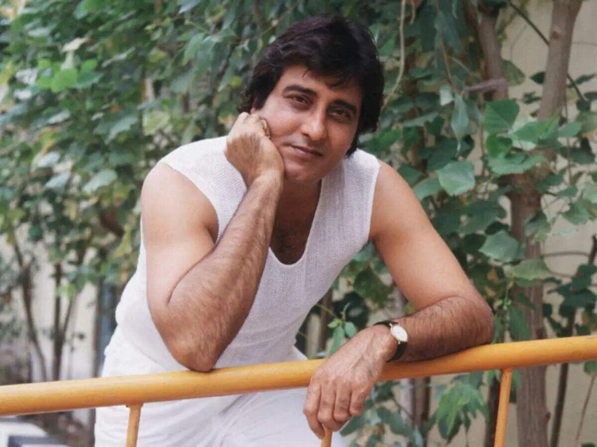 विनोद खन्ना: एक अद्वितीय अभिनेता और खेल प्रेमी की कहानी