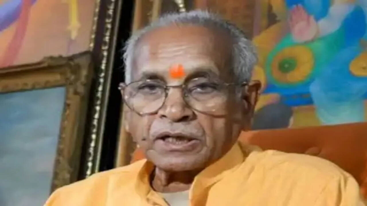 राम मंदिर ट्रस्ट के महासचिव चंपत राय और सदस्य अनिल मिश्रा का इस्तीफा