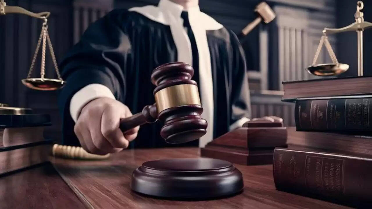 एटा दुष्कर्म मामला: विशेष कोर्ट ने पुलिस रिपोर्ट को खारिज किया