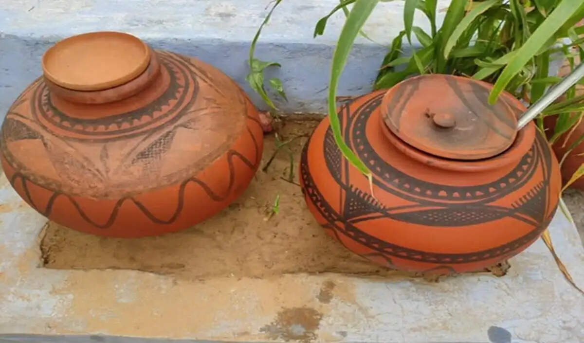 गर्मियों में मटके की सफाई के सही तरीके
