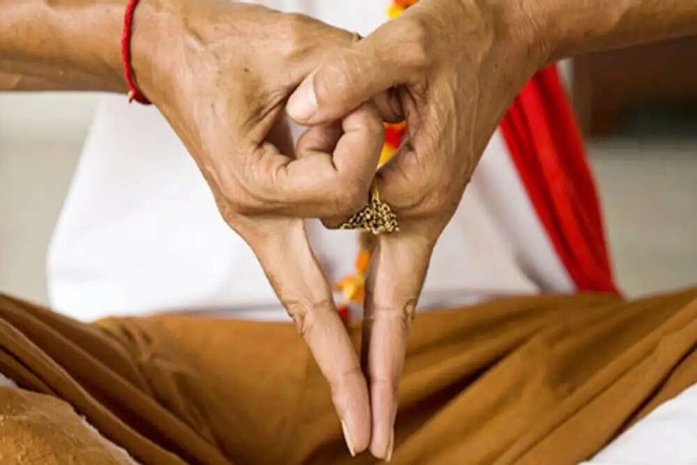 योग और ध्यान में योनि मुद्रा का महत्व