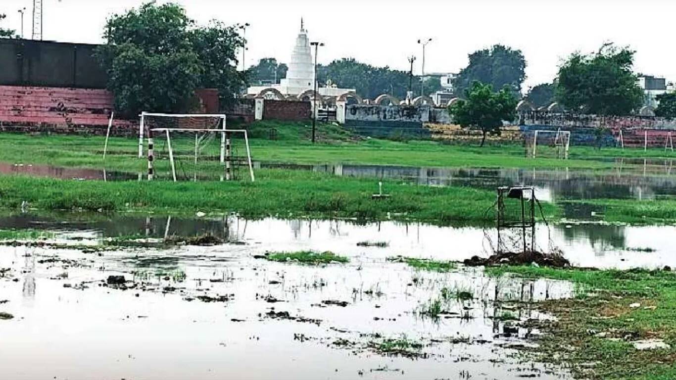 जींद के स्टेडियमों में जलभराव से खिलाड़ियों को हो रही परेशानी