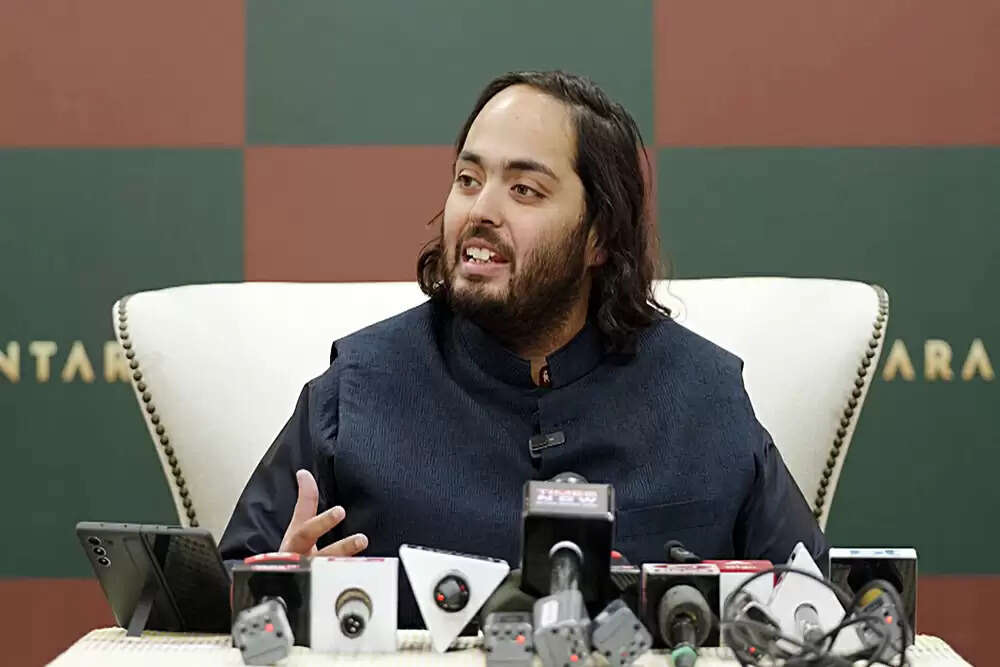 सुप्रीम कोर्ट की जांच रिपोर्ट: मुकेश अंबानी के चिड़ियाघर को मिली क्लीन चिट