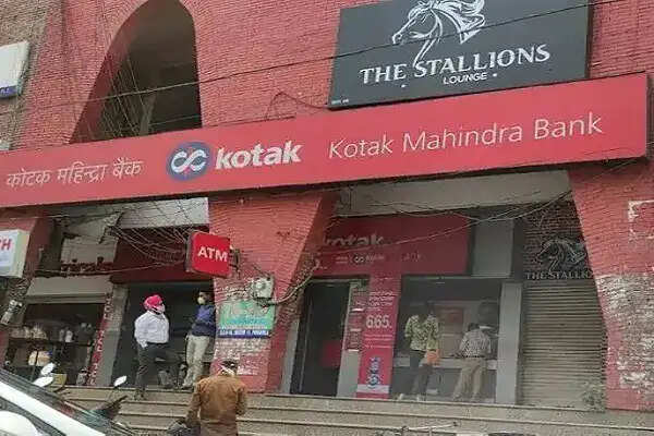 हरियाणा में 160 करोड़ के गबन मामले में सख्त कार्रवाई, बैंक शाखाओं के बाहर पुलिस तैनात