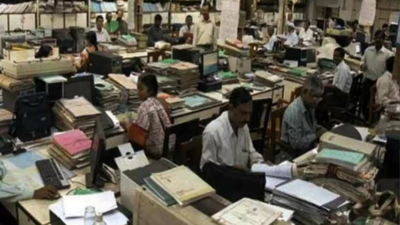 पंजाब के सरकारी स्कूलों में बड़ा बदलाव: 126 क्लर्क बने सीनियर असिस्टेंट