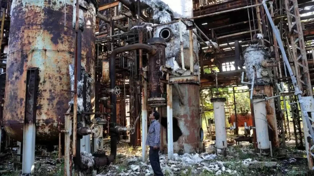 भोपाल गैस त्रासदी का नया अध्याय: जहरीले कचरे का निपटान