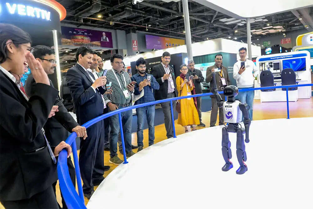 भारत में एआई शिखर सम्मेलन: उत्सव या वास्तविकता?