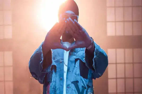 लंदन में सड़क हादसे का शिकार हुए सिंगर मंज मुसिक, भारत यात्रा रद्द