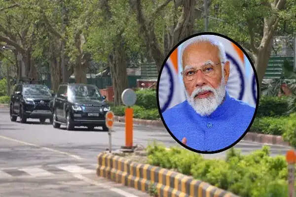 प्रधानमंत्री मोदी ने ईंधन बचत के लिए खुद की मिसाल पेश की