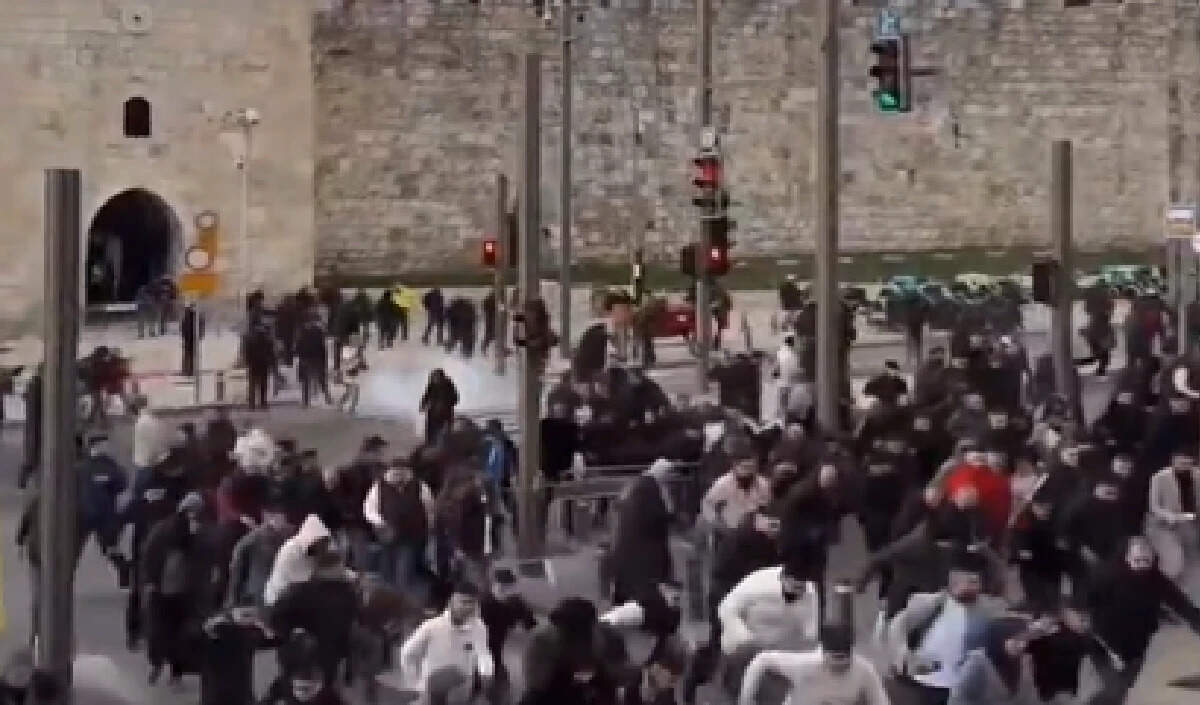 यरूशलम में अल अक्सा मस्जिद का बंद होना: ईरान के हमलों का प्रभाव