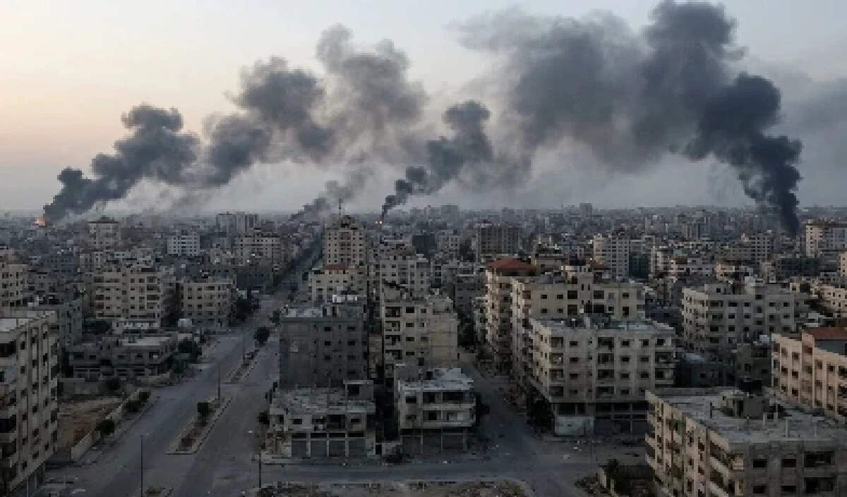 क़तर में ईरानी हमले से अमेरिका के एयरबेस पर संकट टला