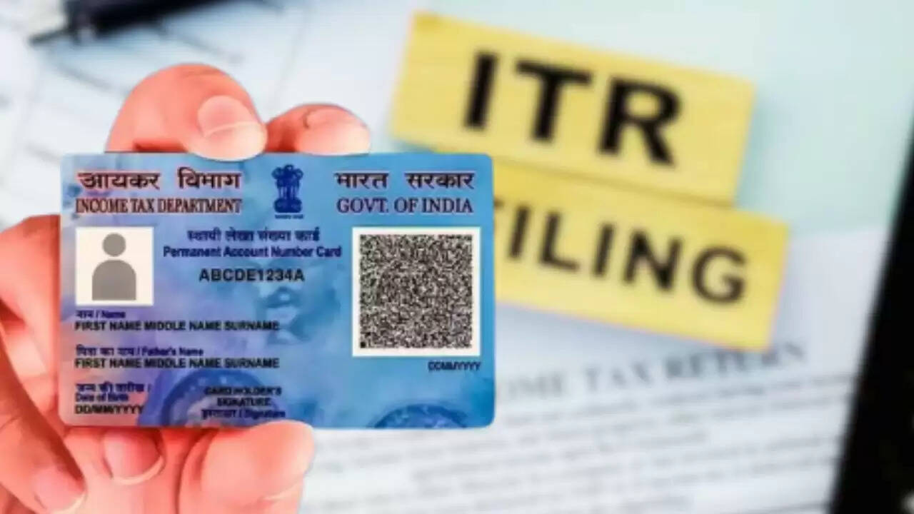 क्या ITR फाइलिंग के लिए नया PAN कार्ड आवश्यक है?