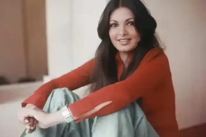 परवीन बाबी की प्रेम कहानी: प्यार में पागलपन की हदें