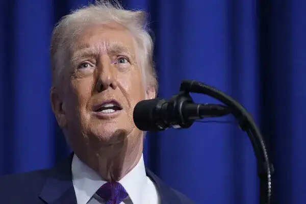 अमेरिकी सुप्रीम कोर्ट ने ट्रंप के टैरिफ को किया रद्द, राष्ट्रपति के अधिकार पर उठाए सवाल