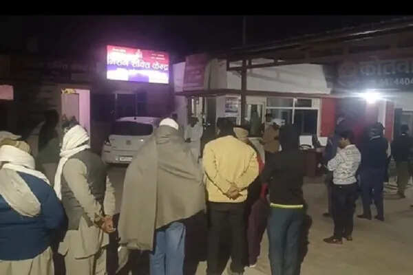 शामली में पति ने पत्नी और बेटियों की हत्या कर शवों को गड्ढे में दबाया