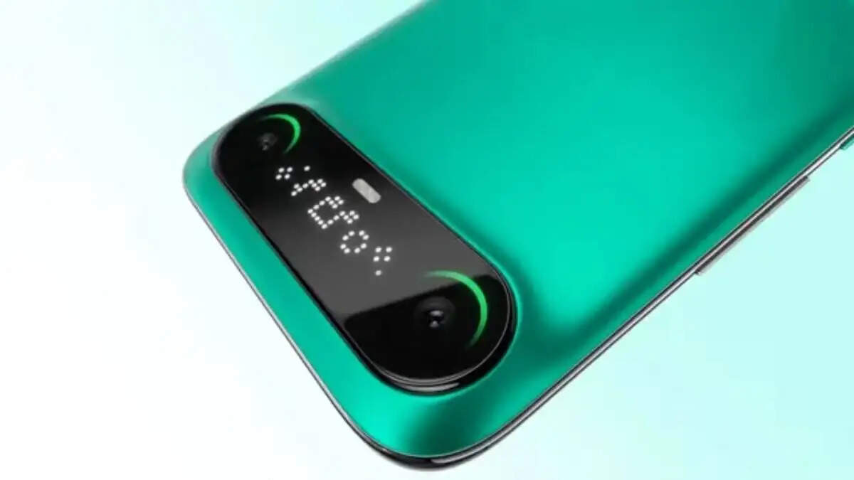 Tecno Camon Slim: 6.39mm पतला स्मार्टफोन, 5,600mAh बैटरी के साथ