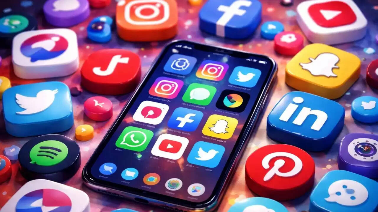 जम्मू प्रशासन ने सोशल मीडिया पर नफरत फैलाने वाले कंटेंट पर लगाया बैन