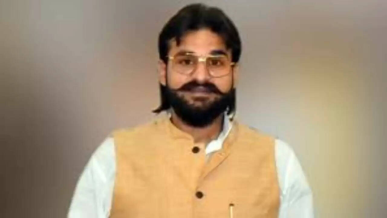 अब्बास अंसारी को चुनाव आचार संहिता उल्लंघन में दोषी ठहराया गया