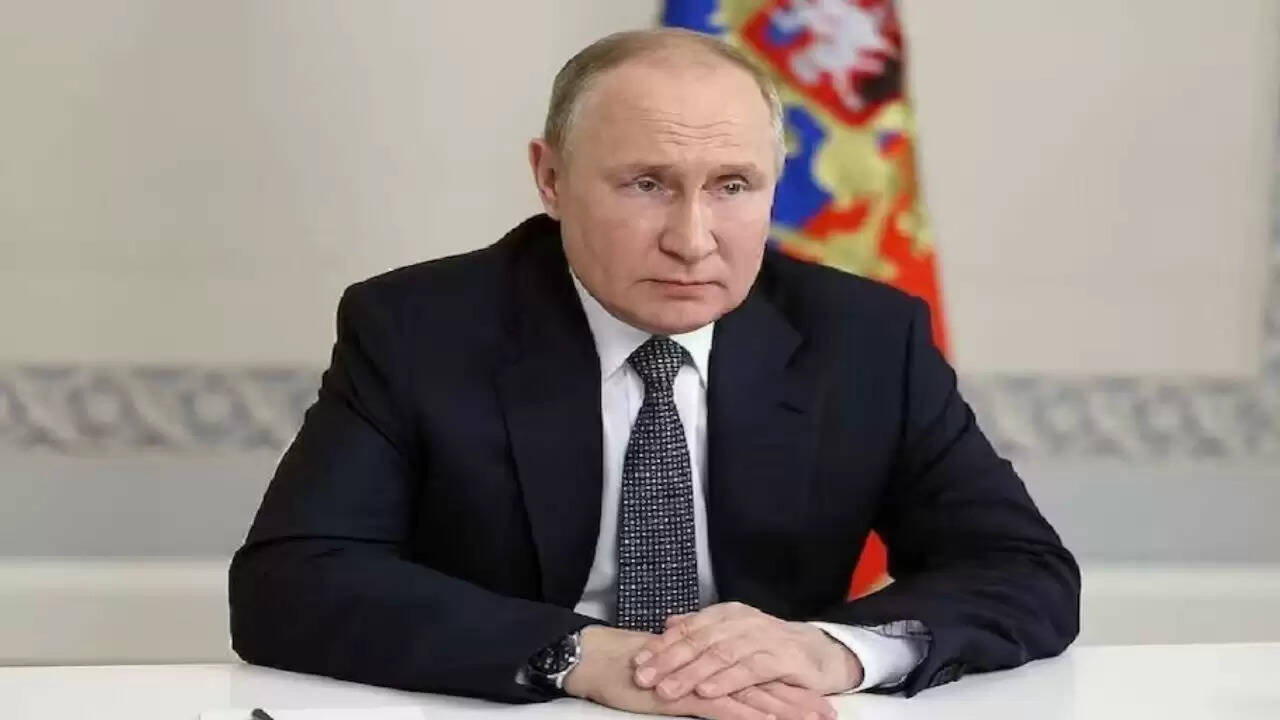 यूरोप में ऊर्जा सुरक्षा के लिए रूस से दूरी बनाने की दिशा में महत्वपूर्ण कदम