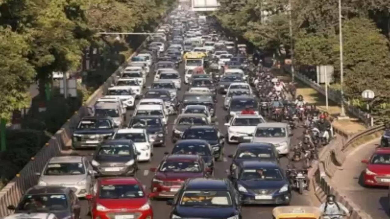 स्वतंत्रता दिवस पर ट्रैफिक एडवाइजरी: दिल्ली में सख्त नियम लागू