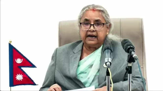 नेपाल की प्रधानमंत्री ने आम चुनावों के लिए प्रतिबद्धता जताई